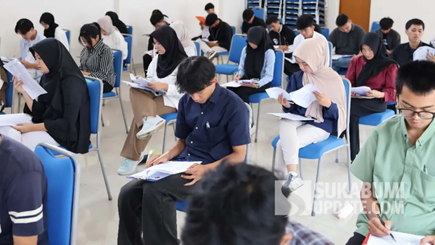 Ratusan Peserta Antusias Ikut Tes Tulis Beasiswa Wali Kota Sukabumi 2025 untuk Kuliah di NPU