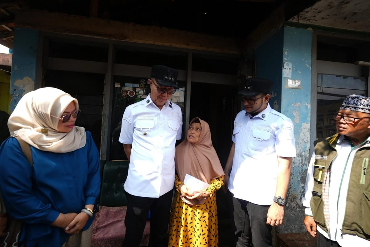 Program “Ayeuna Waktuna Berbagi Berkah (12 PAS)” Hadir di Kelurahan Dayeuhluhur