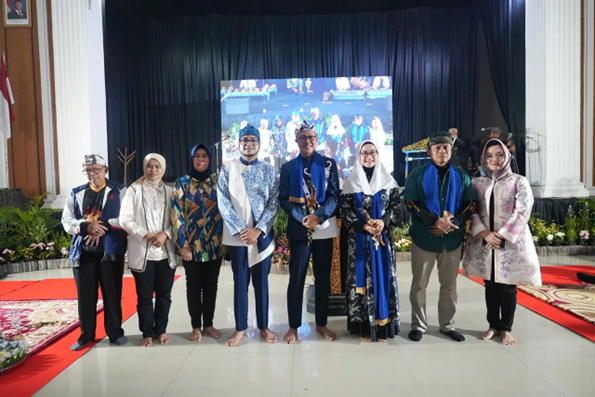 Pembukaan Ngangkat Indung Jeng Bapa Budaya Kota Sukabumi Bertema “Adab Karna Budaya”