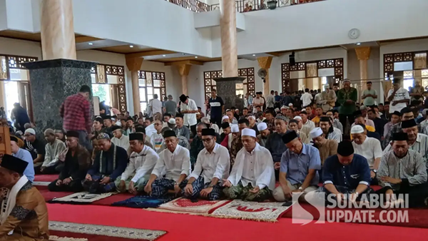 Ayep Zaki: Masjid Agung Simbol Umat Islam Di Kota Sukabumi