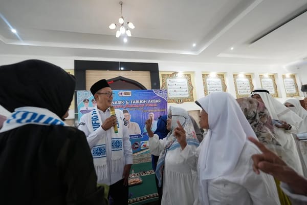 Wali Kota Sukabumi Hadiri Manasik dan Tabligh Akbar PT Taupiq Haromain Taubah