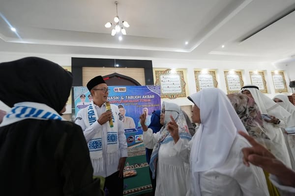 Wali Kota Sukabumi Hadiri Manasik dan Tabligh Akbar PT Taupiq Haromain Taubah