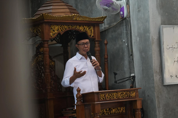 Wali Kota Sukabumi Ajak Warga Doakan Pemimpin dan Perkuat Fiskal Daerah dalam Jumat Keliling