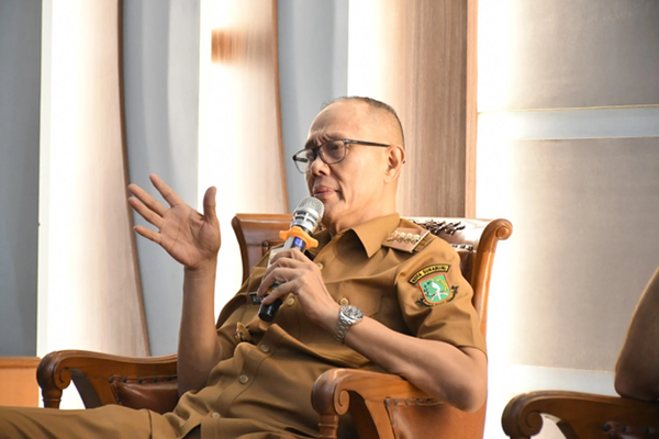 Wali Kota Sukabumi Targetkan Seluruh PJU Menyala Awal 2026, Pastikan Proyek KBPU Transparan