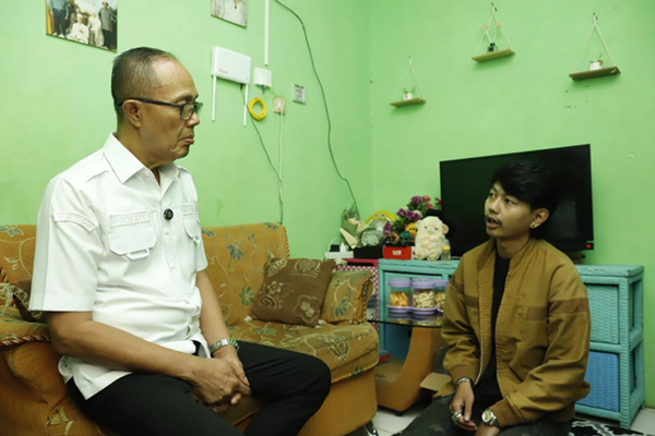 Wali Kota Sukabumi Kunjungi Keluarga Korban TPPO, Tegaskan Komitmen Pemkot dalam Penanganan