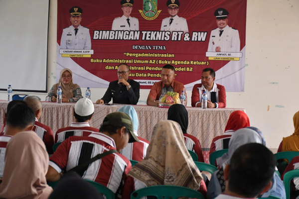 Wali Kota Sukabumi Buka Bimtek RT dan RW di Kelurahan Subangjaya, Dorong Sinergi untuk Tingkatkan PAD