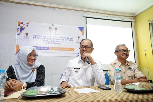 Wali Kota Sukabumi Hadiri Bintek Peningkatan Kapasitas RT dan RW Kelurahan Cikole