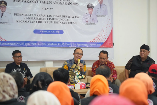 Pemkot Sukabumi Gelar Pembinaan Kapasitas RT dan RW di Kelurahan Limusnunggal