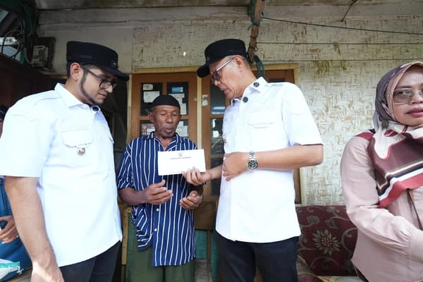 Ayeuna Waktuna Berbagi Berkah Edisi Kedua, Pemkot Sukabumi Hadirkan Kepedulian untuk Warga Karamat
