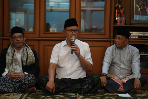 Wali Kota Sukabumi Gelar Pengajian Rutin dan Sampaikan Program Pembangunan Daerah