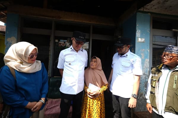 Program “Ayeuna Waktuna Berbagi Berkah (12 PAS)” Hadir di Kelurahan Dayeuhluhur