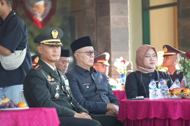 Upacara Puncak Peringatan HUT ke-80 TNI Tahun 2025 di Kodim 0607 Kota Sukabumi