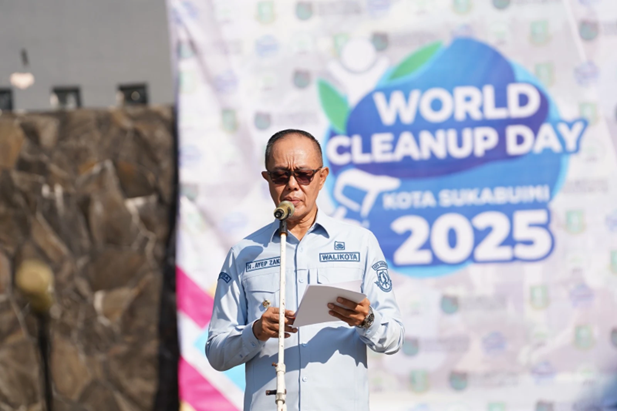 Wali Kota Sukabumi Ajak Warga Tanamkan Budaya Bersih dalam Pembukaan World Clean Up Day 2025