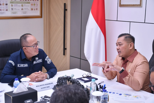 Wali Kota Sukabumi Bahas Penguatan Investasi dan Pengembangan Kawasan Industri dengan Wamen Investasi