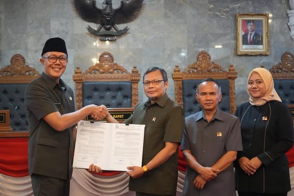 Wali Kota Sukabumi Jawab Pemandangan Umum Fraksi DPRD Terkait Raperda APBD Tahun Anggaran 2026