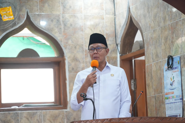 Wali Kota Sukabumi Laksanakan Program Jum’at Keliling di Masjid Darussalam Citamiang